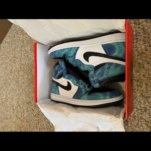 Aj1 tie die
